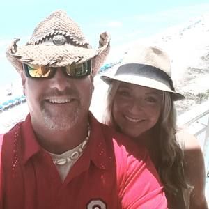 Meet your Posher, Holly